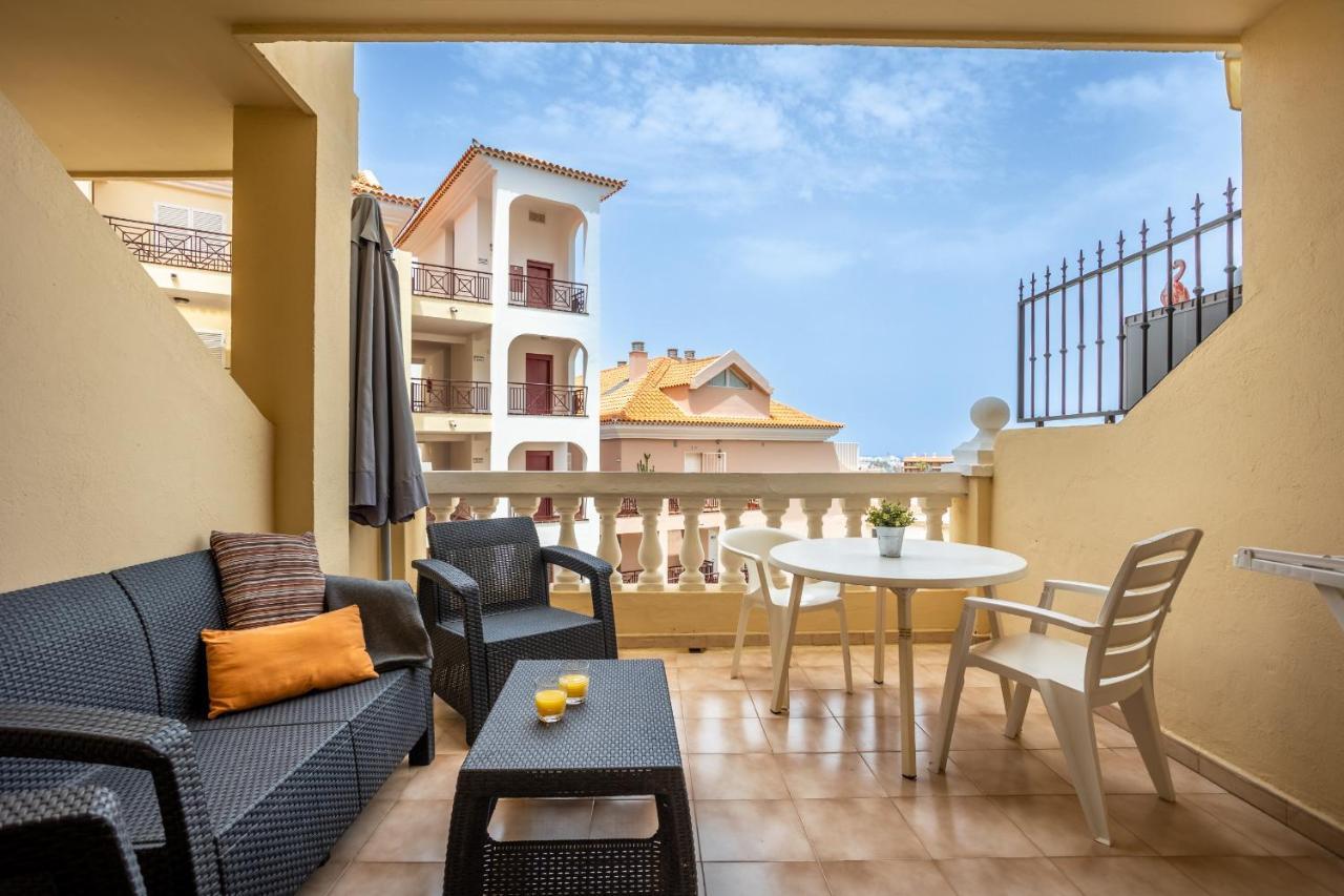 Castle Harbour Phoebe'S Flat Los Cristianos By Lovetenerife Bagian luar foto